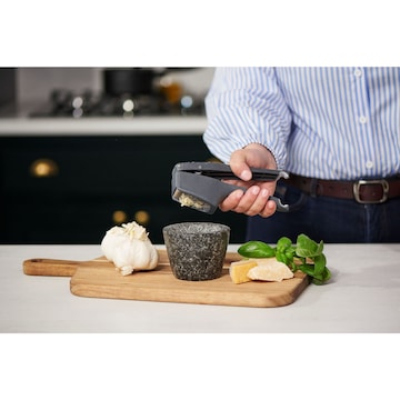 Culinare Garlic Press each