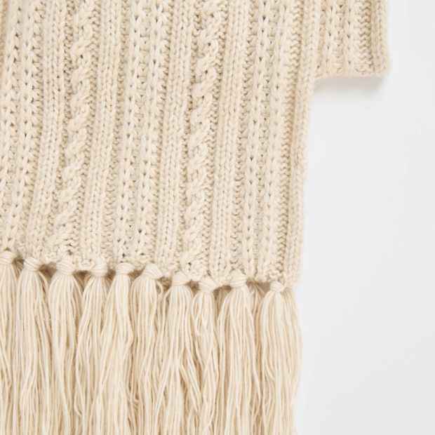 Chunky Cable Knit Scarf