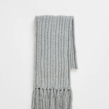 Chunky Cable Knit Scarf