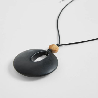 Disc Pendant Necklace