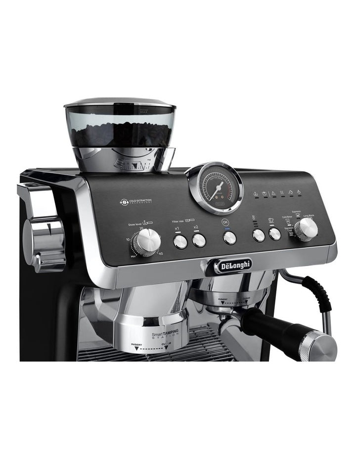 La Specialista Opera Manual Coffee Machine in black EC9555BK