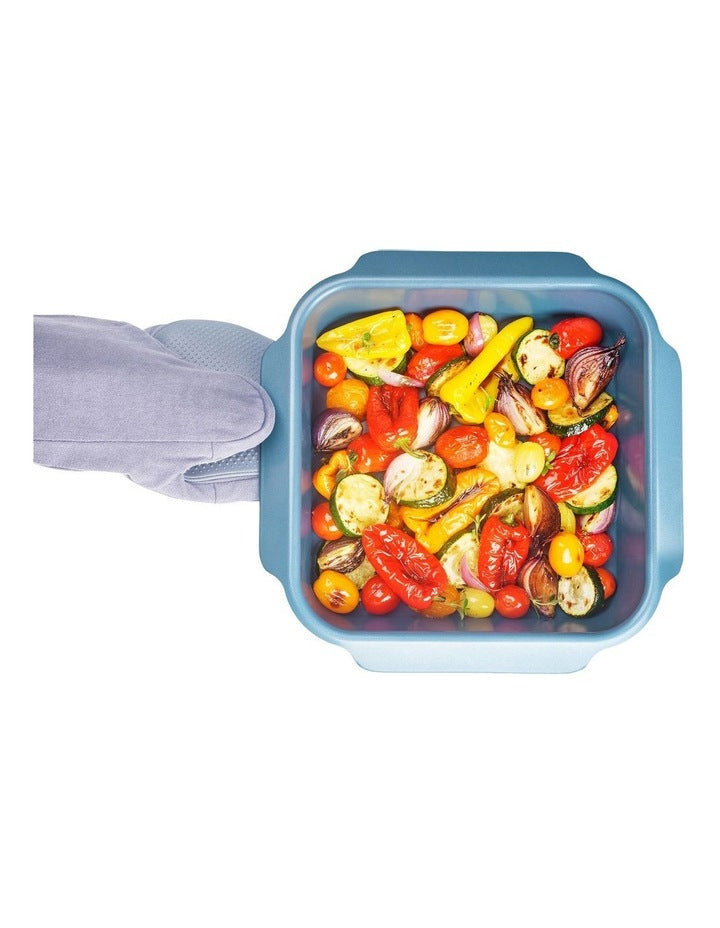 Nest Oven Tray Medium in Blue