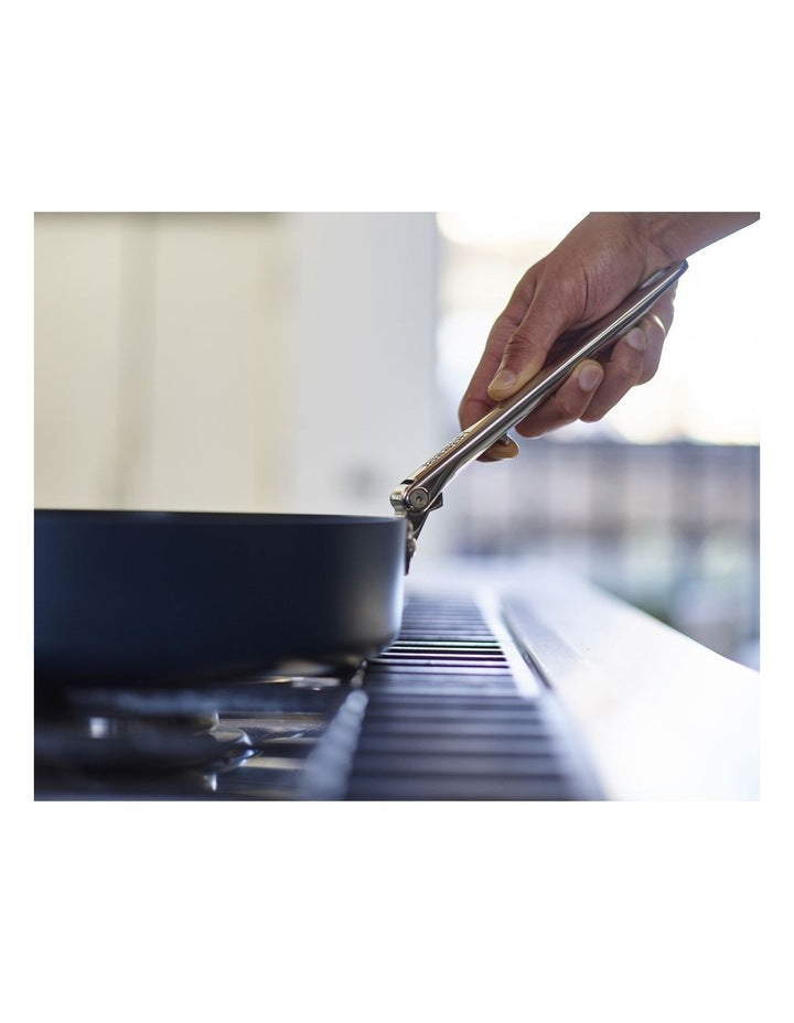Space Non-stick Saute Pan and Lid 28cm in Midnight Blue