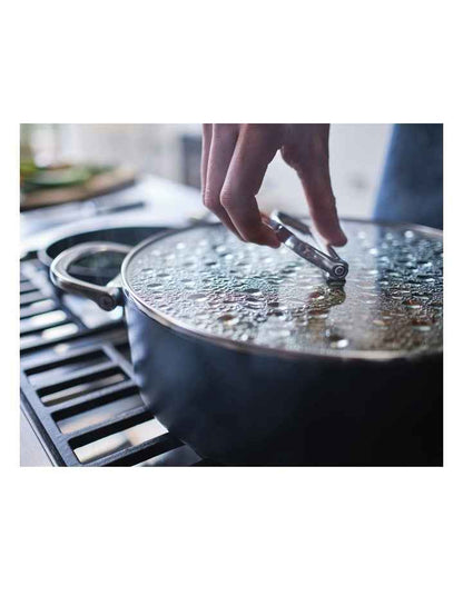 Space Non-stick Shallow Casserole and lid 28cm in Midnight Blue