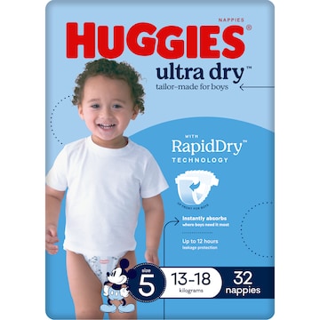 Huggies Ultra Dry Nappies Boys Size 5 (13-18kg) 32 pack