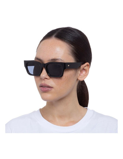Shmood Sunglasses in Black