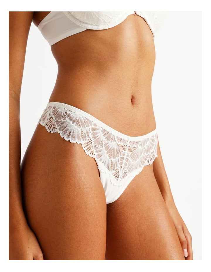Aura Luxe G String in White
