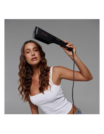 Double Waver in Black 4104