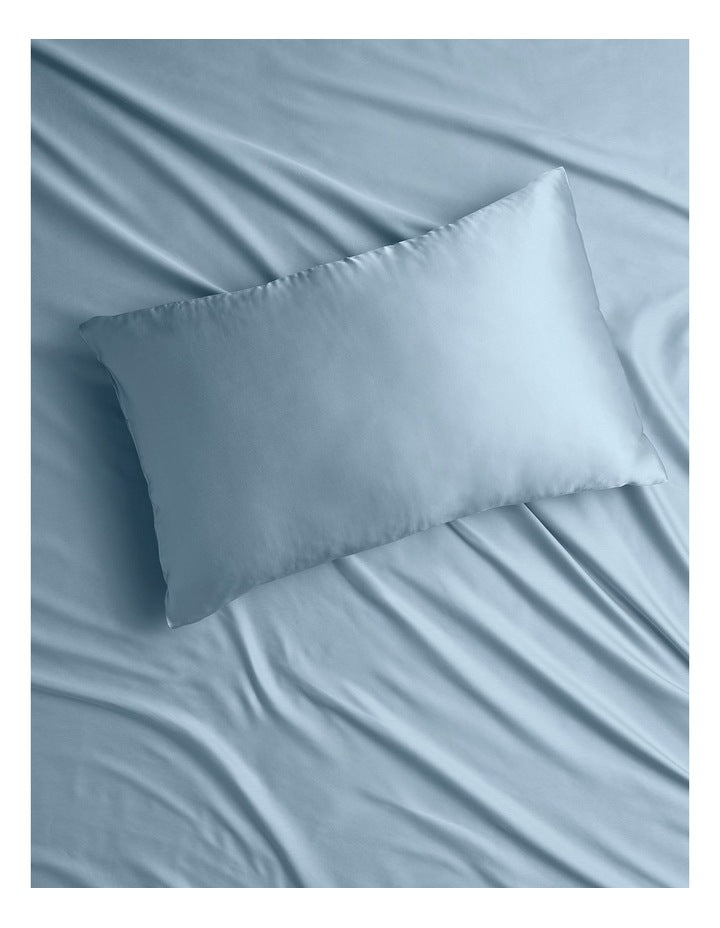 Luxe Silk Pillowcase in Baby Blue