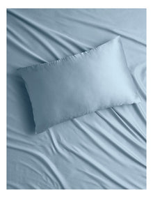 Luxe Silk Pillowcase in Baby Blue
