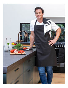 Lennox Black Oven Mitt in Balck