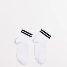 Stripe Sports 3/4 Crew Socks - AC-Lab