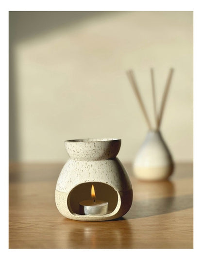Natural Home 2 Piece Oil Burner 10cm in White Speckle