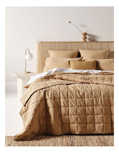 Evie Organic Stonewash Coverlet in Toasted Pecan