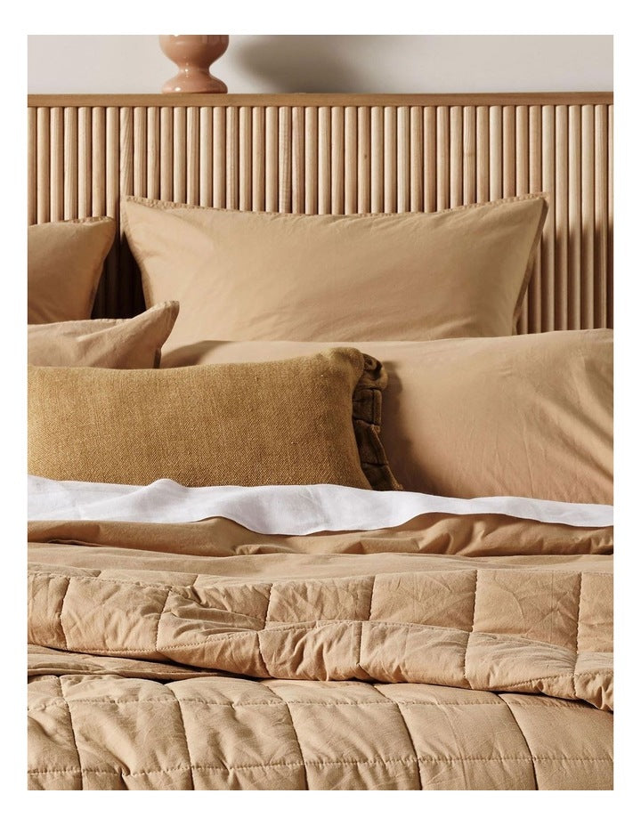 Evie Organic Stonewash Coverlet in Toasted Pecan