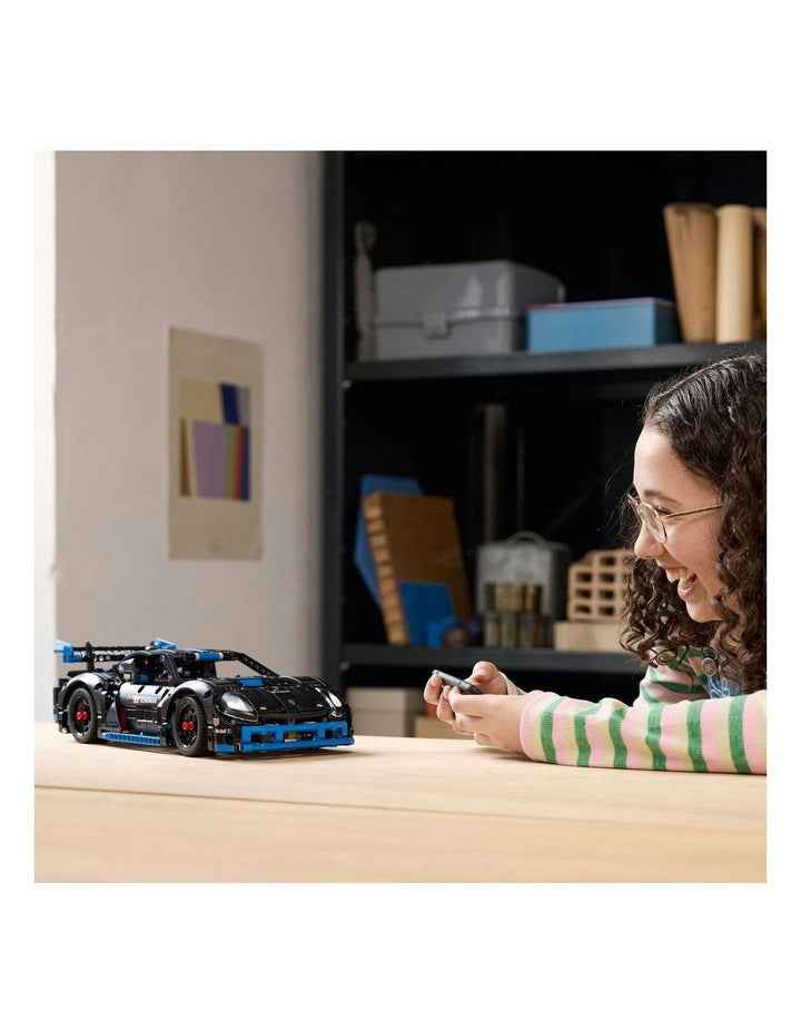 Technic Porsche GT4 e-Performance Race Car 42176