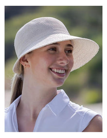 EV420 Annika Cap