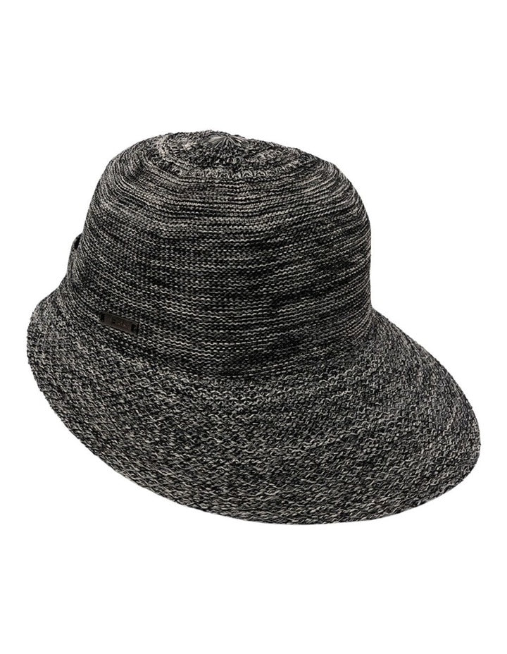 EV420 Annika Cap