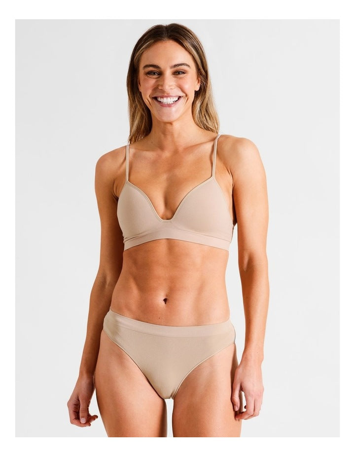 Seamless Padded Bralette in Beige