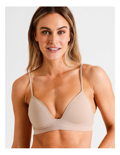 Seamless Padded Bralette in Beige
