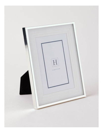 Triple Matte Look Frame 15x20cm in Silver