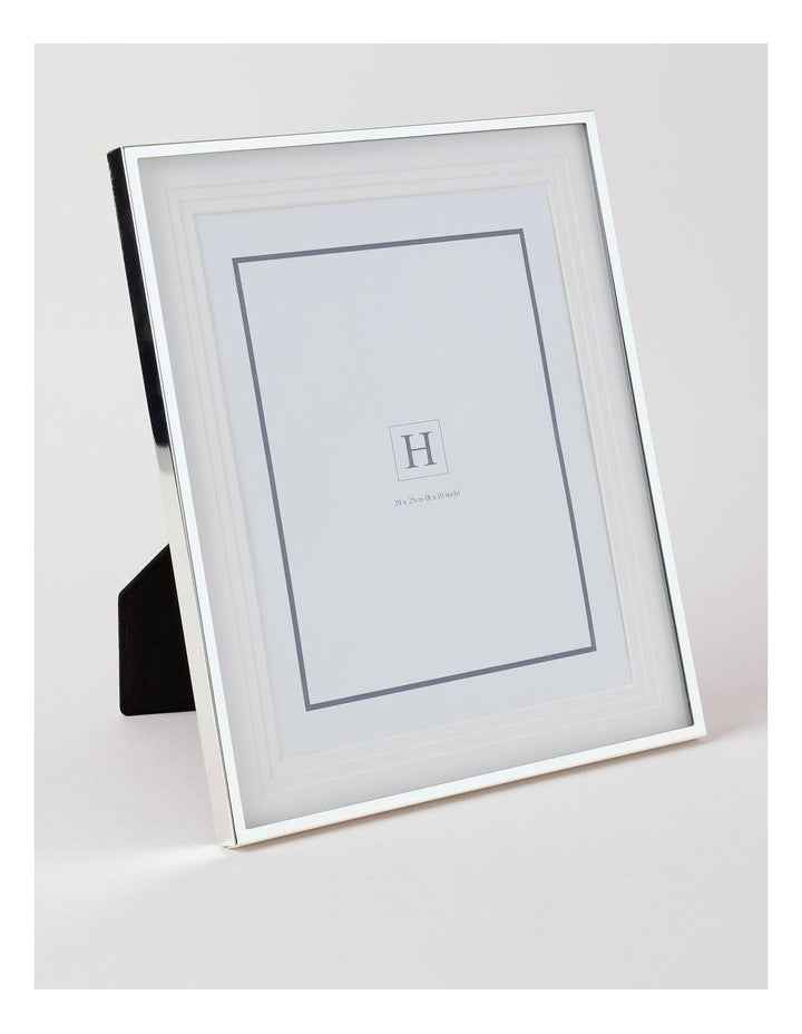 Triple Matte Look Frame 20x25 in Silver