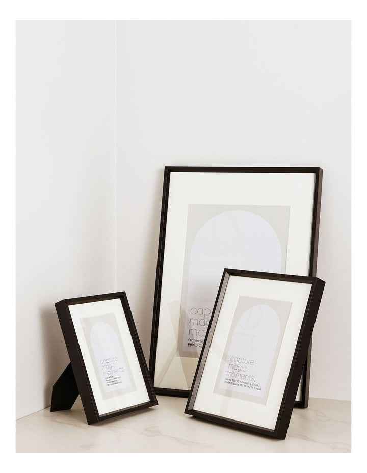 Aluminium Photo Frame 15x20cm Matted to 10x15cm in Black