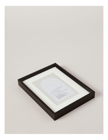 Aluminium Photo Frame 15x20cm Matted to 10x15cm in Black
