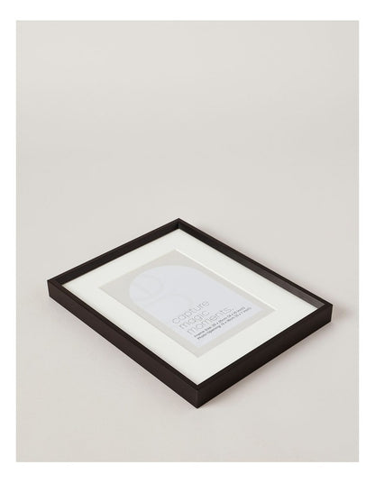 Aluminium Photo Frame  20x25cm Matted to 13x18cm in Black