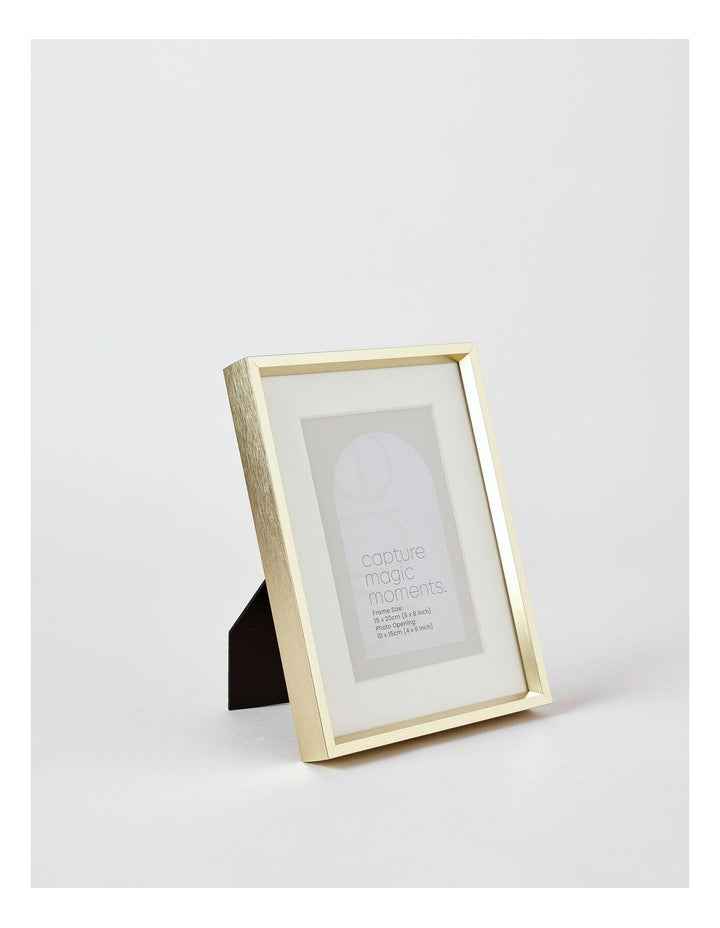 Aluminium Photo Frame 15x20cm Matted to 10x15cm in Gold