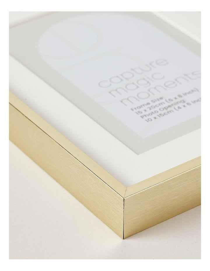 Aluminium Photo Frame 15x20cm Matted to 10x15cm in Gold