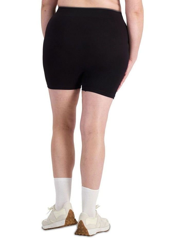 Seamless Short in Black