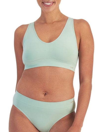 Skimmies Ultra Smooth Crop in Meadow Lane