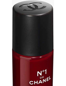 N&#176;1 DE CHANEL REVITALIZING EYE SERUM Smooths  Restores  Gives Eyes a Wide-Awake Look