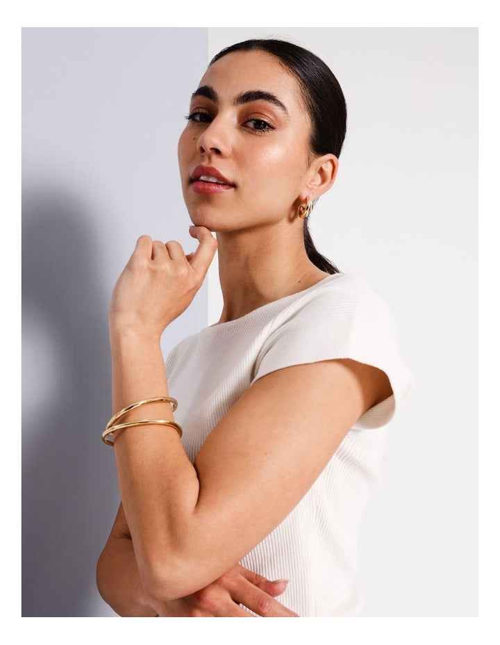 Hammered Bracelet in Gold