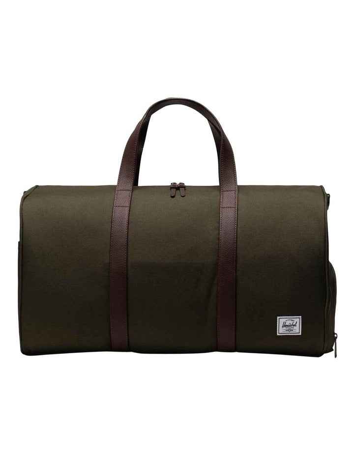 Novel Duffle Bag 43L in Ivy Green
