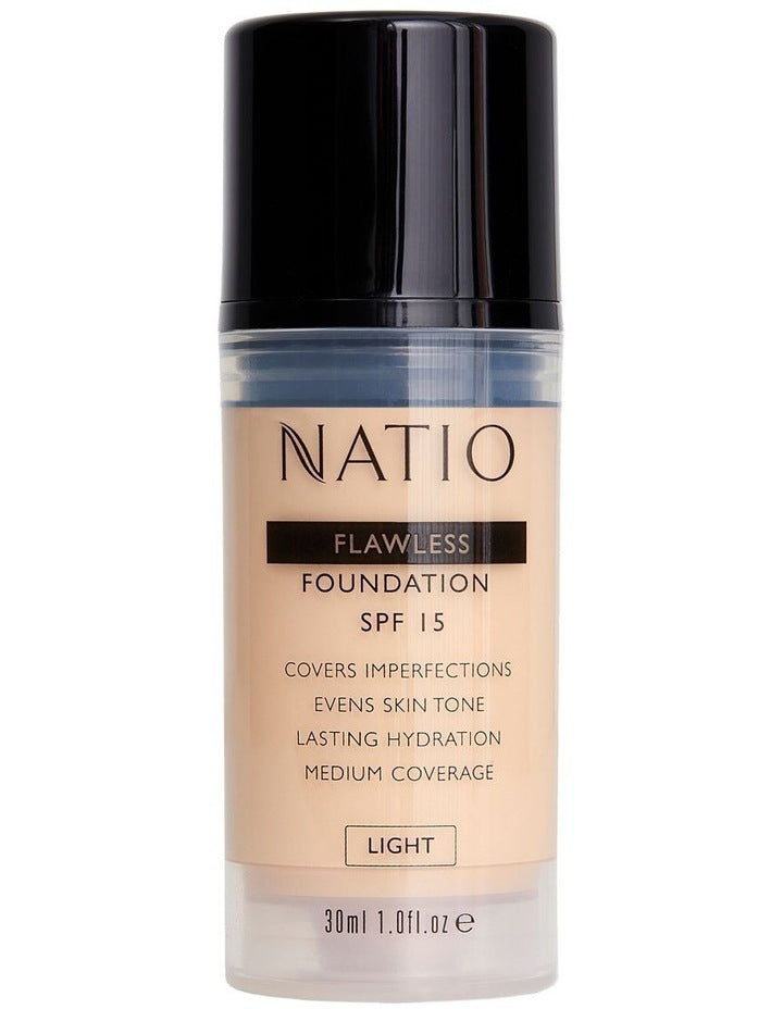 Flawless Foundation SPF 15 Light