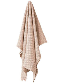 Waffle Throw in Pink