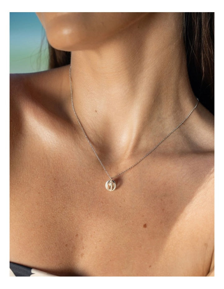 Majesty Freshwater Pearl And Cubic Zirconia Pendant in Silver