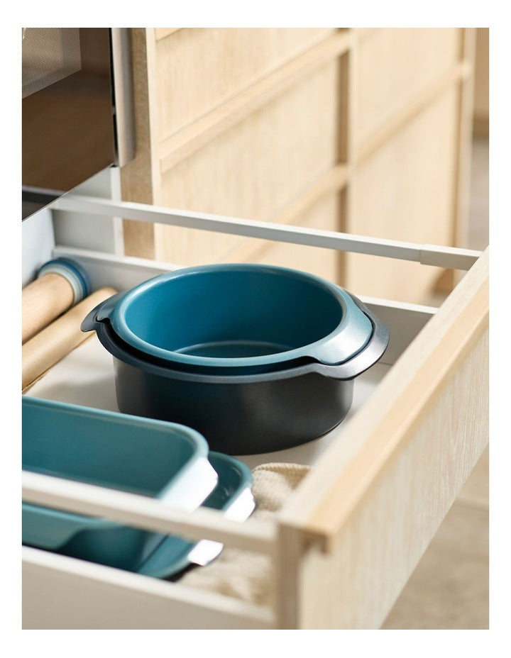 Nest Bake Set of Two Round Cake Tins 23cm & 20cm in Blue
