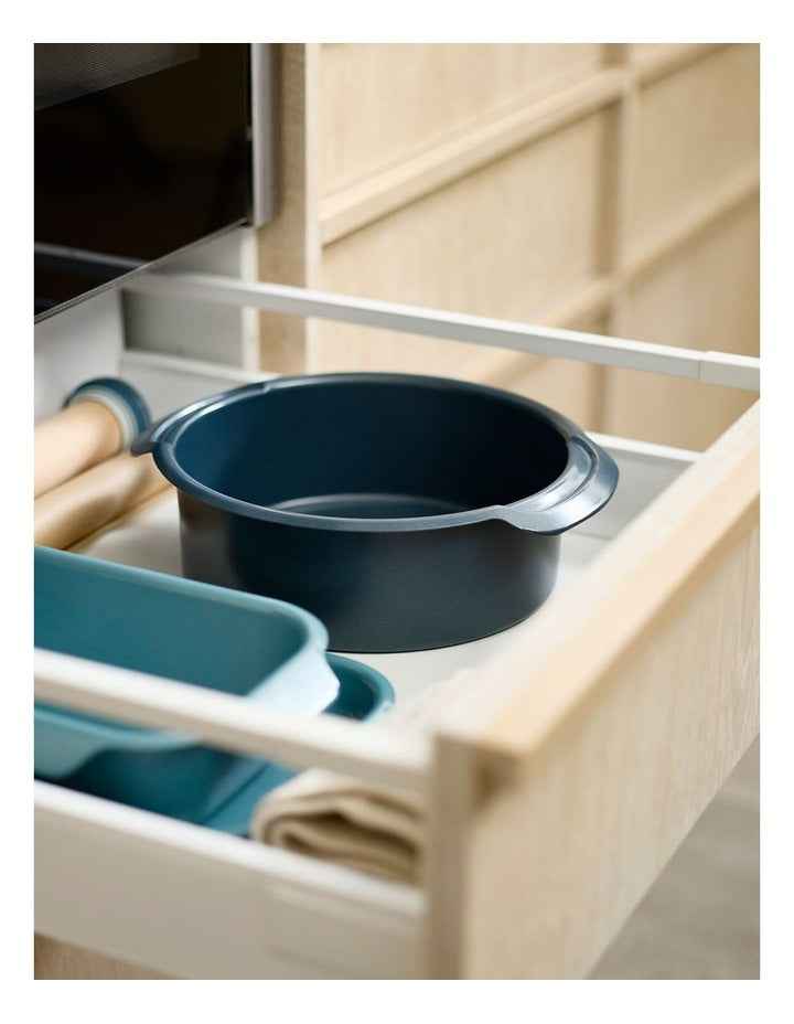 Nest Bake Round Cake Tin 23cm in Blue