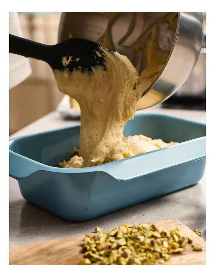 Nest Bake Loaf Tin 2lb in Blue