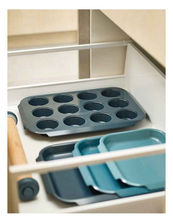 Nest Bake 12 Cup Muffin Pan in Blue