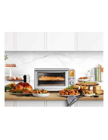 the Smart Oven Air Fryer XL BOV905BSS4IAN1