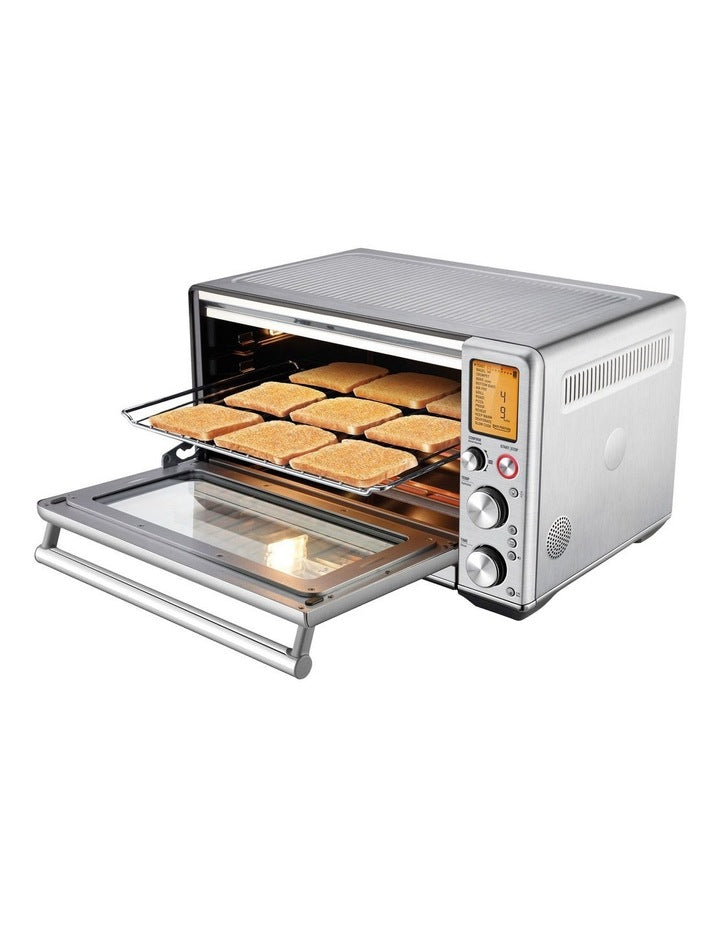 the Smart Oven Air Fryer XL BOV905BSS4IAN1