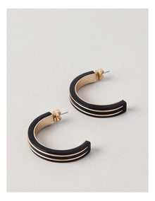 Half Hoop With Metal Earring in Black