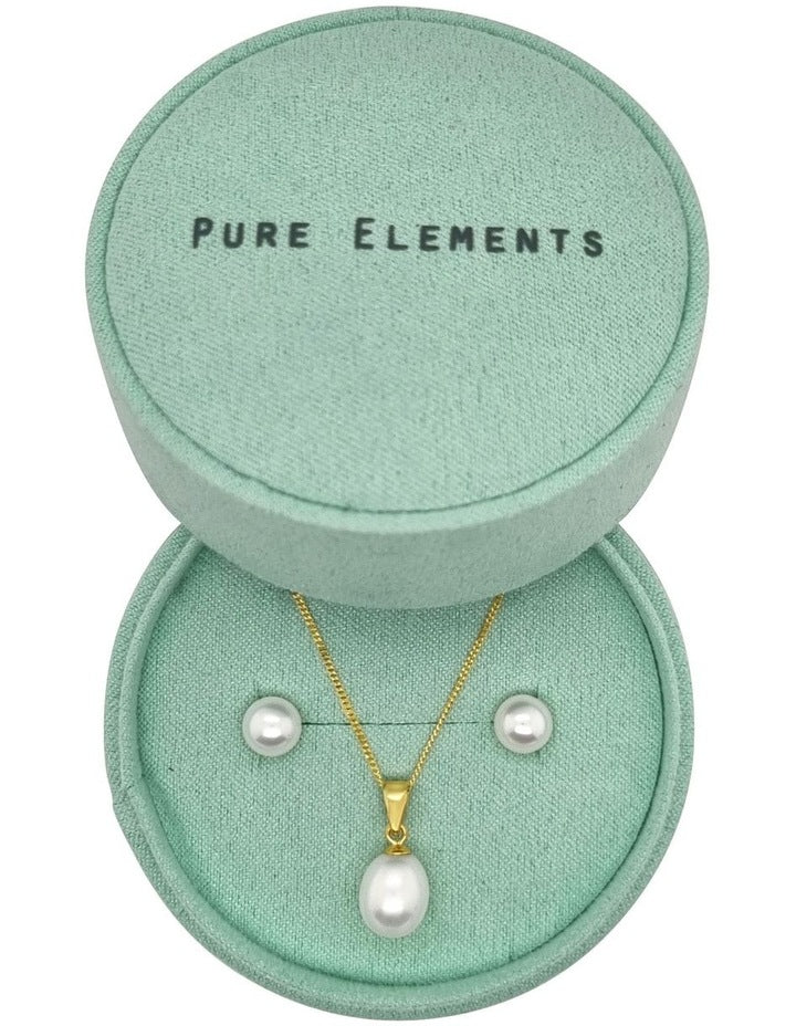 Classic Pearl Necklace Gift Set in White