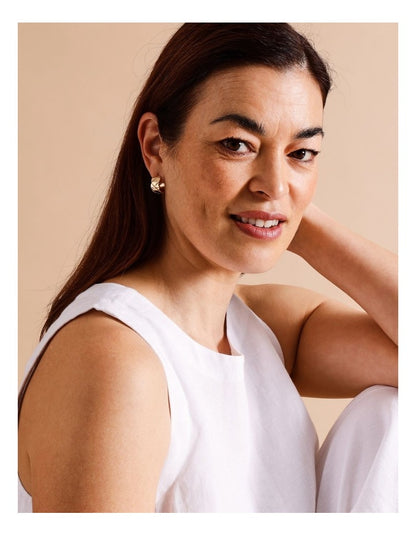 Scalloped Hoop Earring in Gold