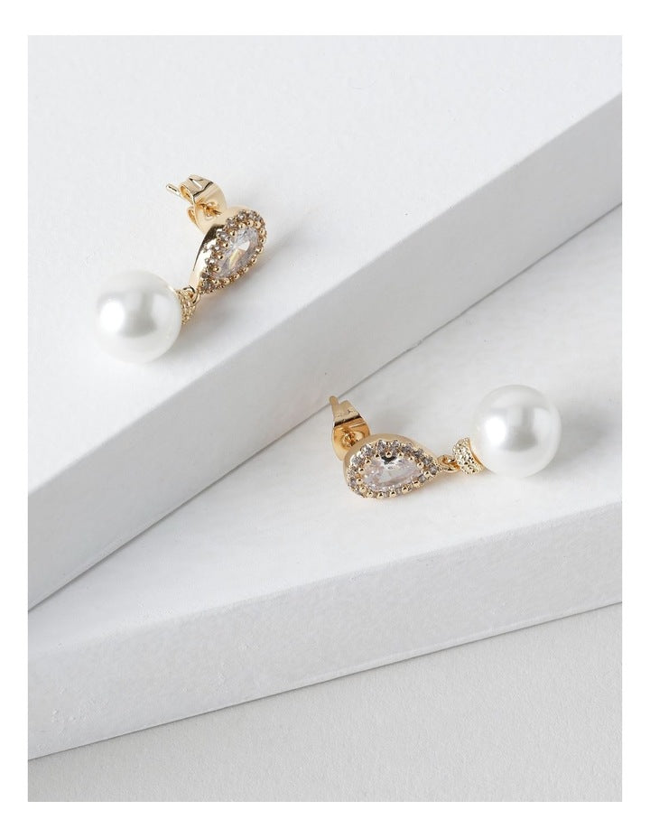 Diamante Encrusted Pearl Drops Earring in Gold/Pearl