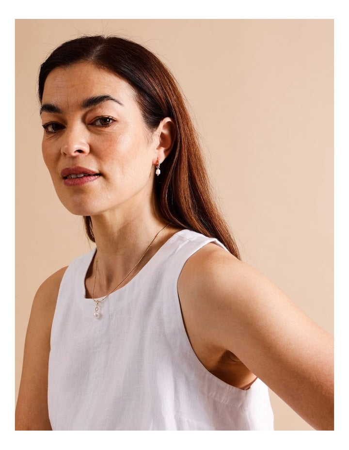 Mini Ring With Pearl Drop Earring in Gold/Pearl